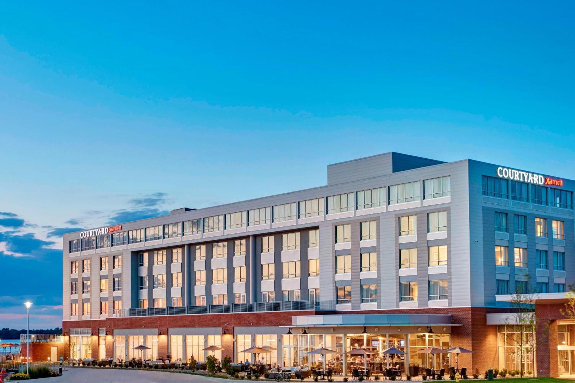 Courtyard By Marriott Erie Bayfront Hotel Ngoại thất bức ảnh